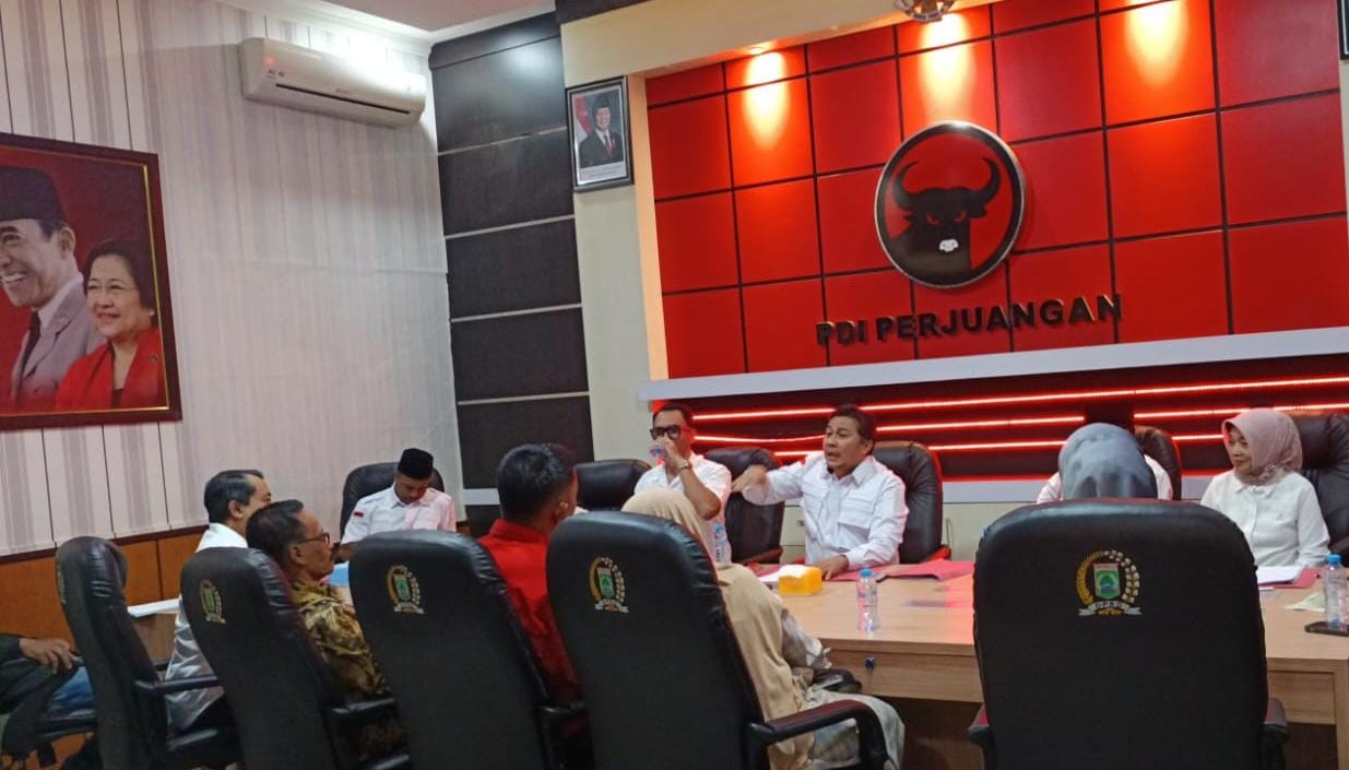 Akses Jalan Ditutup Tembok Perumahan, Petani Landungsari Ngadu ke DPRD Malang