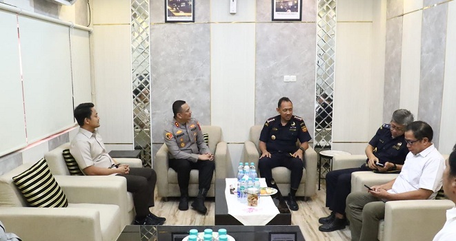 Perkuat Sinergitas, Kapolres Pelabuhan Tanjung Perak Terima Kunjungan Bea Cukai Tanjung Perak