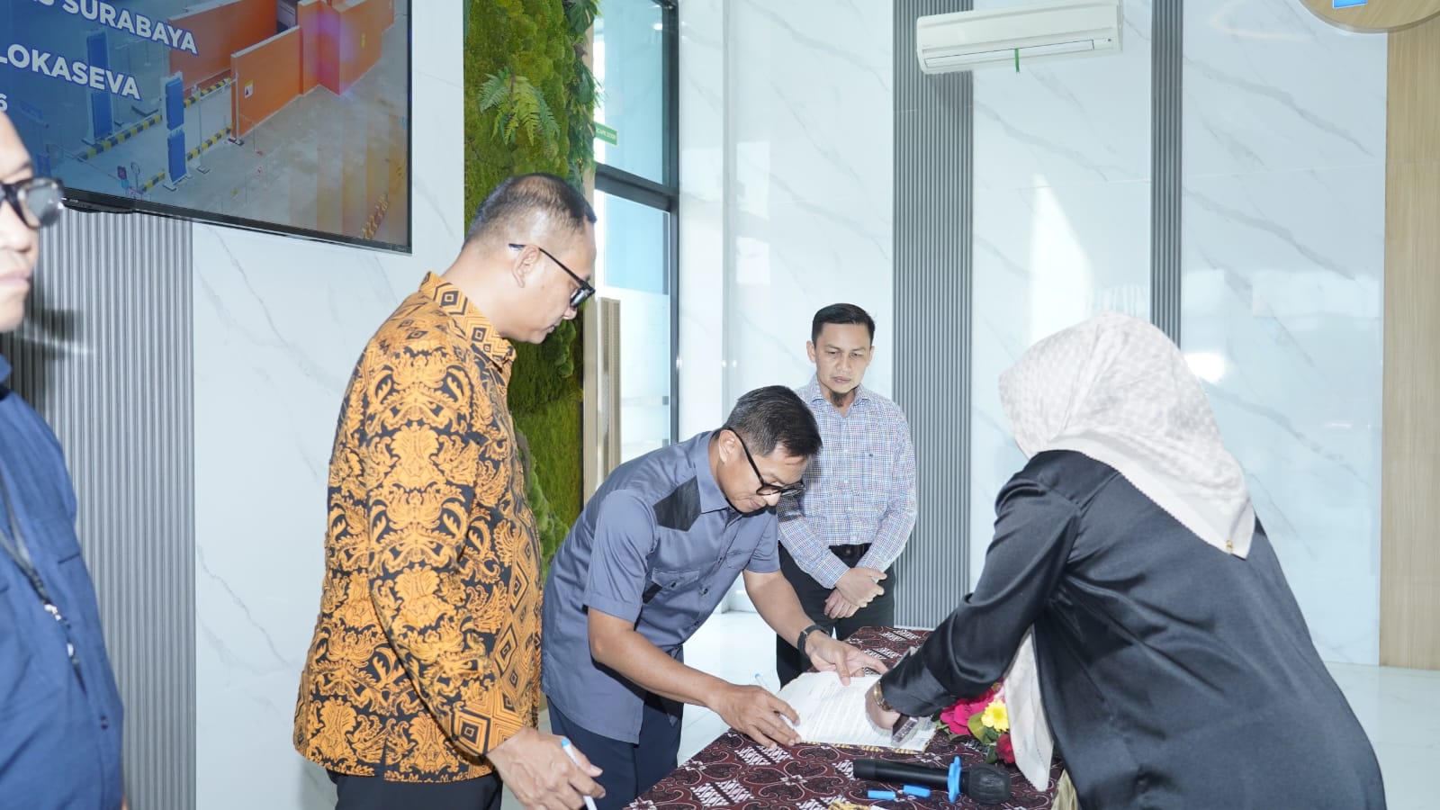 Pelindo dan TPS Hadirkan Dua Container Scanner di Surabaya