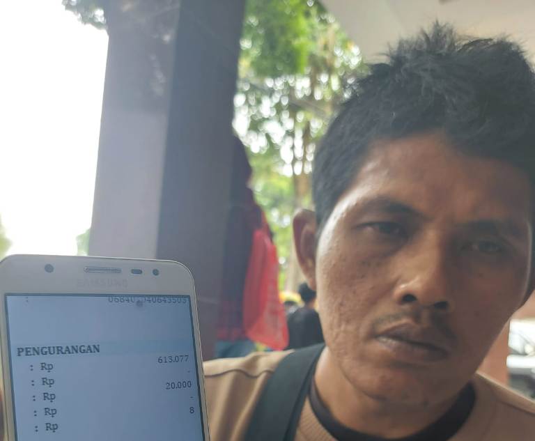 Izin Sakit Syaraf Terjepit Tak Digubris, Gaji Pekerja Dipotong Setahun