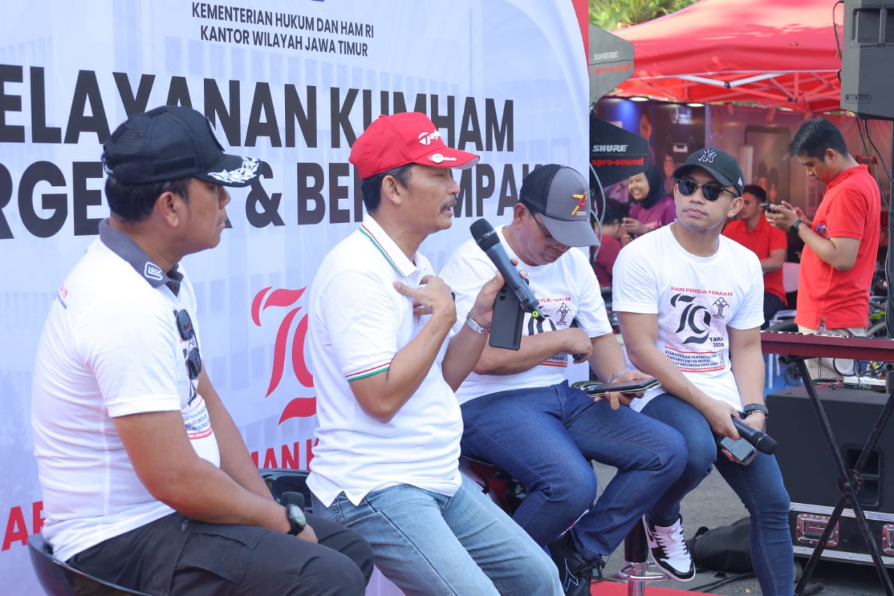 Antusiasme Masyarakat pada Pelayanan Kemenkumham Bergerak dan Berdampak di Taman Bungkul Surabaya