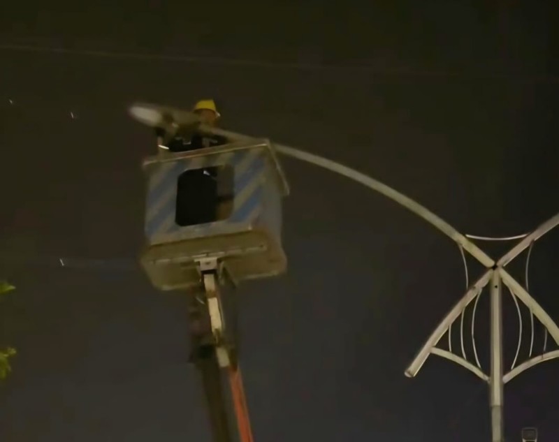 Dishub Surabaya Pulihkan Penerangan Underpass Satelit, Respons Cepat Aduan Warga