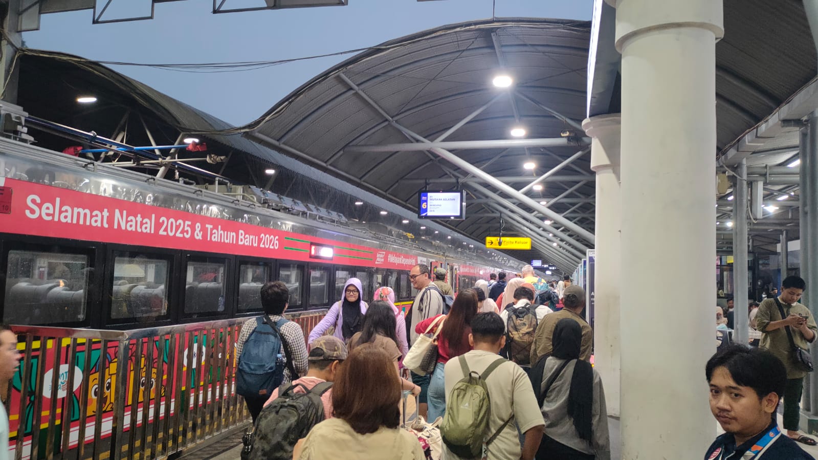 Mobilitas Awal Tahun Meningkat, KAI Daop 8 Surabaya Tambah Tiga Perjalanan Kereta Api