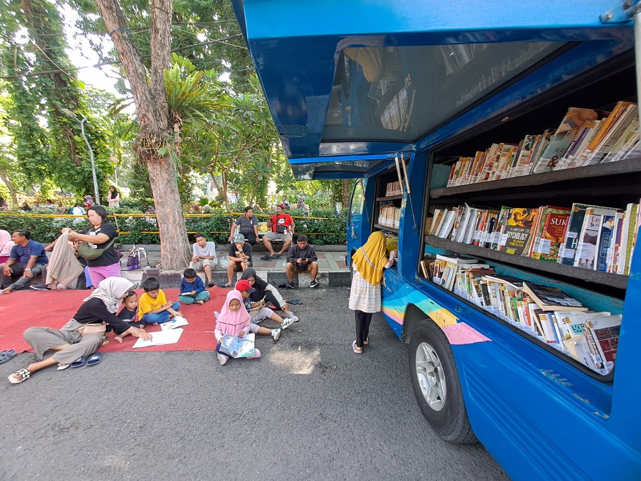 Perpustakaan Keliling Surabaya Sering Mendapatkan Request dari Sekolah
