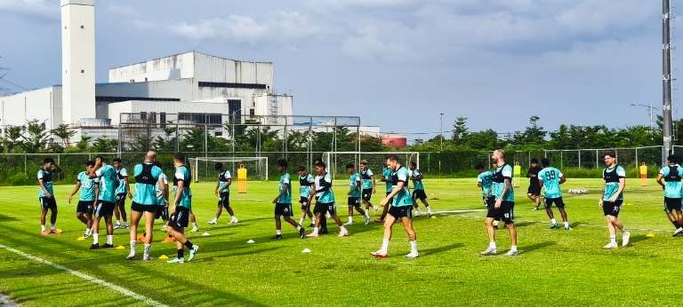 Persebaya Matangkan Strategi Hadapi Borneo FC, Kembalinya Toni Firmansyah Tambah Kekuatan Tim