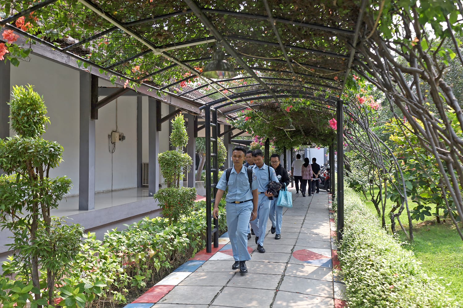 Lewat Omah Ilmu Arek Suroboyo, Anak Penerima Program 1 Keluarga Miskin 1 Sarjana Bisa Kuliah Gratis