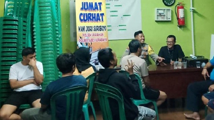 Polsek Sawahan Gelar Jumat Curhat, Soroti Pengawasan Anak dan Bahaya Narkoba