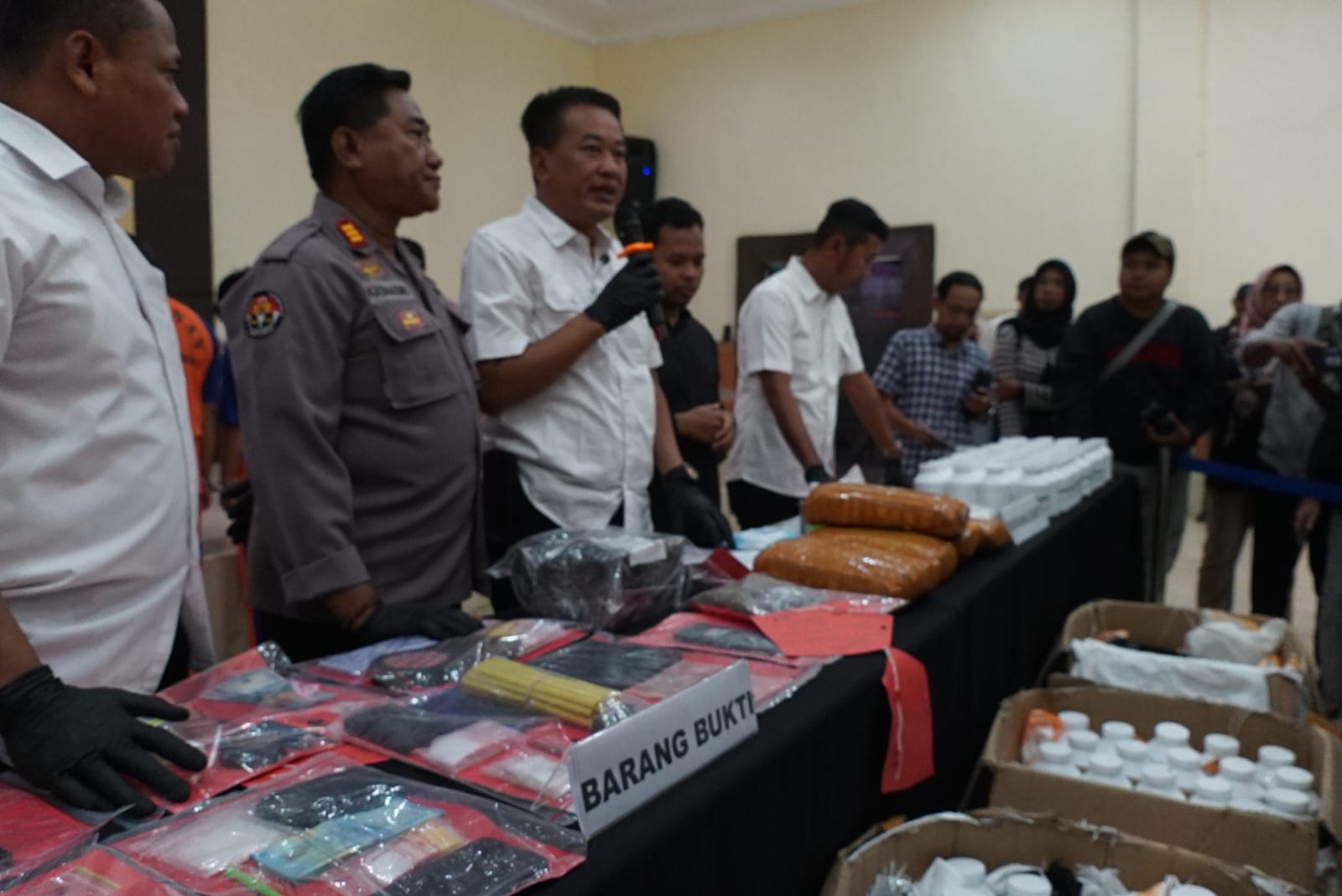 Ungkap Peredaran Narkoba di 8 Kecamatan, Polres Jombang Ringkus 13 Pelaku  