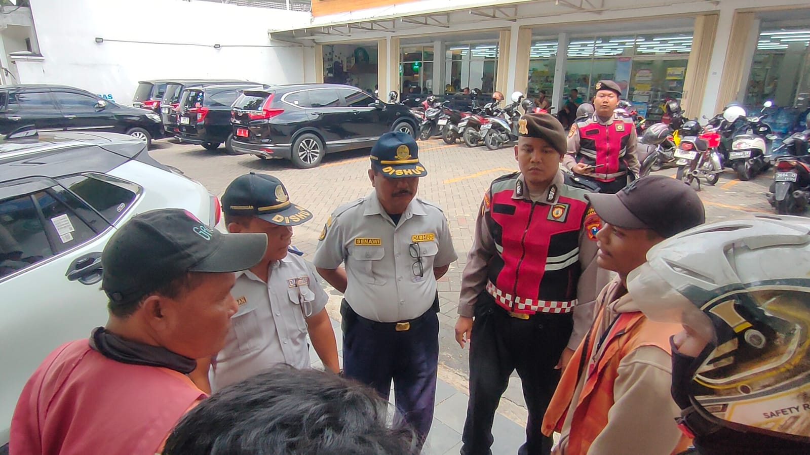 Tiga Jukir Liar Ditindak Tegas Dishub dalam Operasi Gabungan bersama Kepolisian