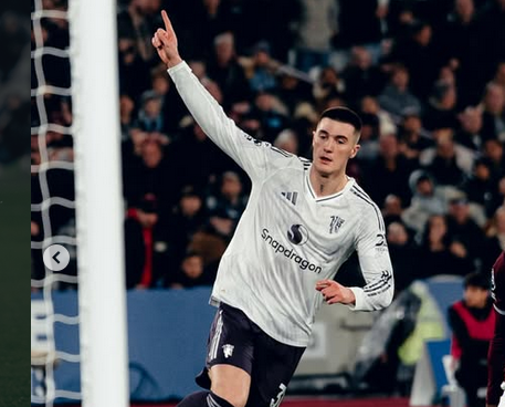 Gol Telat Sesko Gagalkan Kemenangan West Ham, MU Pulang dengan Satu Poin