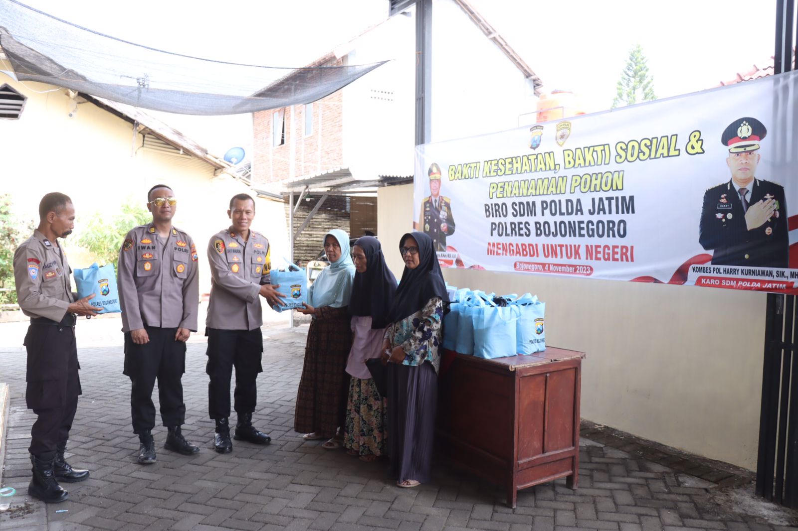 Rakorbin SDM Polri 2023, Polres Bojonegoro Gelar Bakti Kesehatan, Baksos dan Tanam Pohon