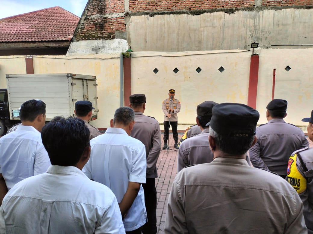 Kapolsek Tandes Tekankan Arahan Kapolrestabes Surabaya