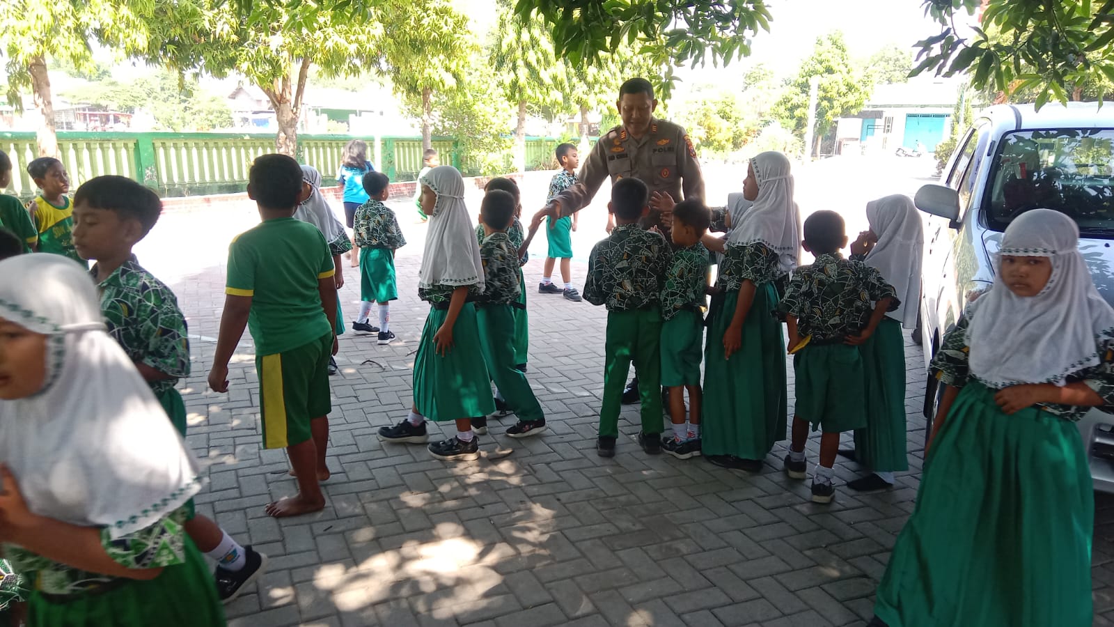 Cegah Bullying, Polisi Edukasi Pelajar SDN Janti Tulangan