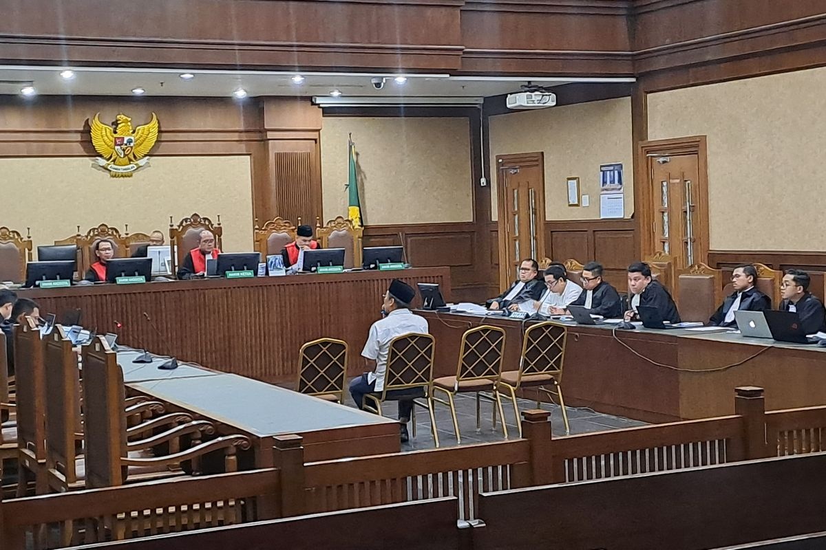 Sidang Suap Bea Cukai Jakarta, Ahmad Dedi Bantah Pernah Jadi Staf Khusus BIN dan Menko Polkam