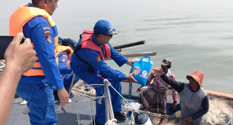 Cuaca Ekstrem, Patroli Dialogis Satpolairud Polres Bangkalan Rutin Sisir Selat Madura