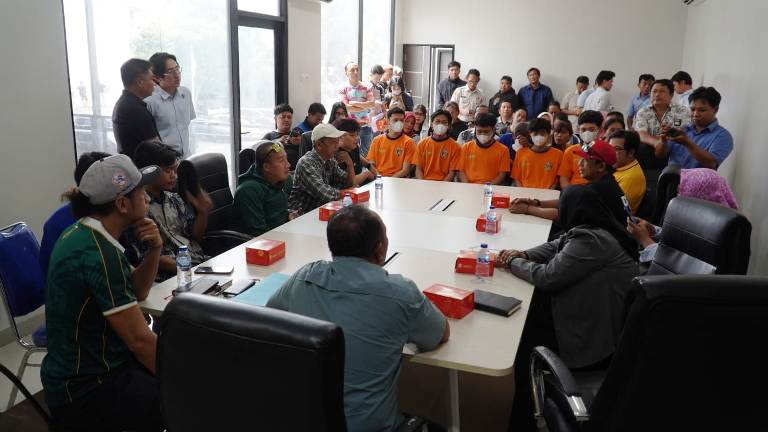 Kasus Kerusuhan Suporter di Hotel Diponegoro Surabaya Berakhir Damai