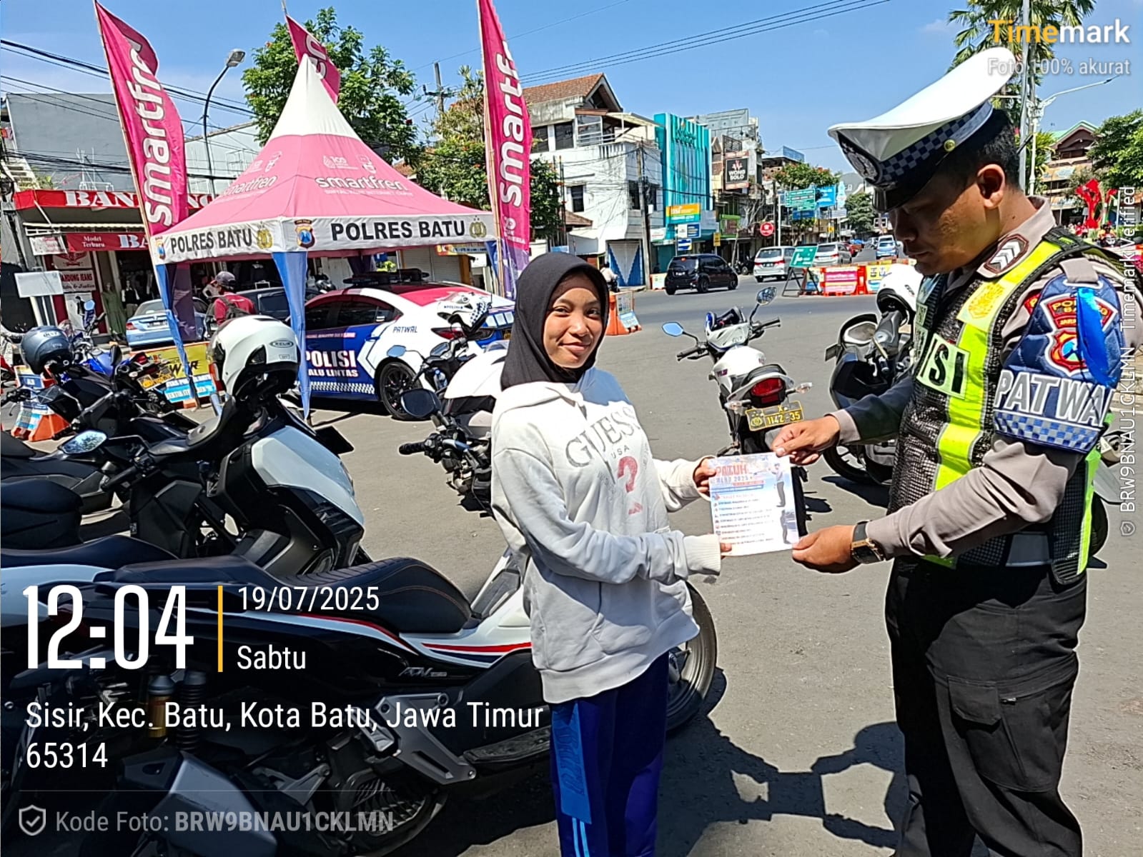 Operasi Patuh Semeru 2025, Satlantas Polres Batu Edukasi Pengguna Jalan