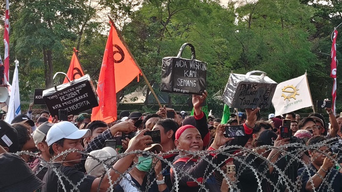 Ribuan Buruh Jatim Bakal Geruduk DPRD dan Kantor Gubernur 1 Oktober