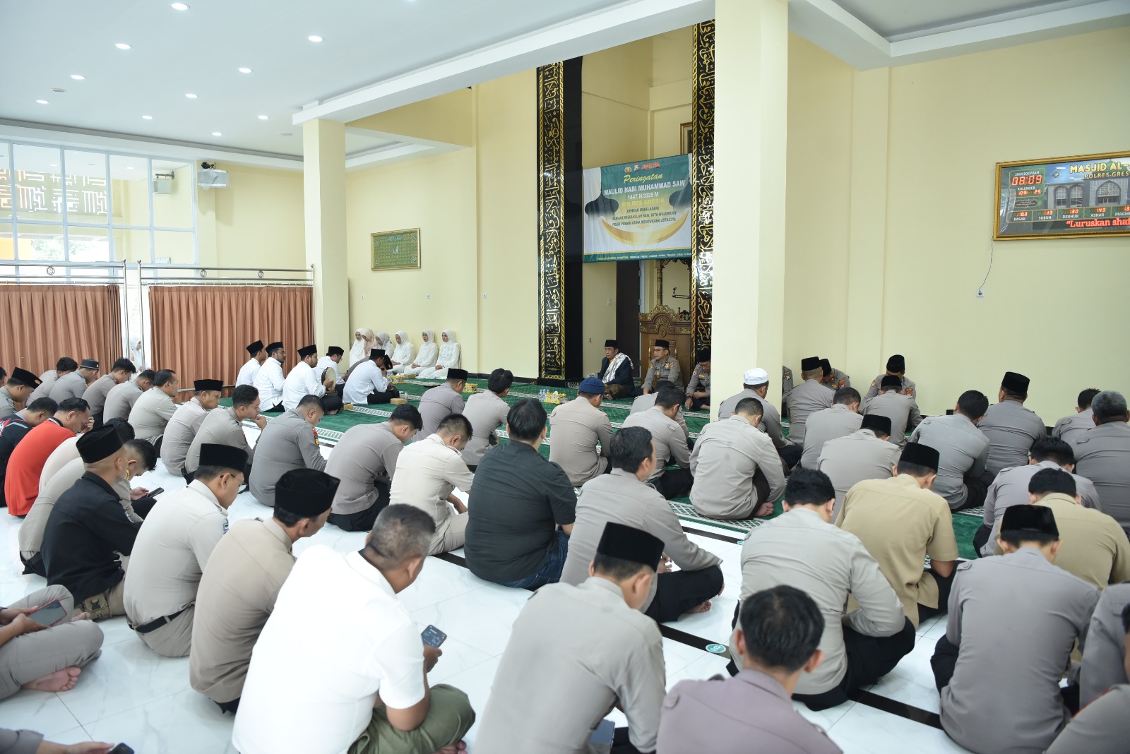 Teladani Akhlak Rasulullah, Polres Gresik Wujudkan Polri Presisi dalam Peringatan Maulid Nabi