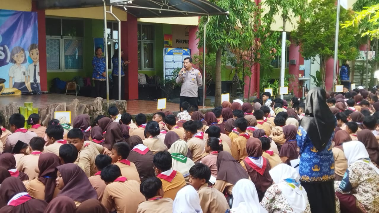 MPLS SMPN 45 Surabaya, Polsek Mulyorejo Ajak Cegah Kenakalan Remaja