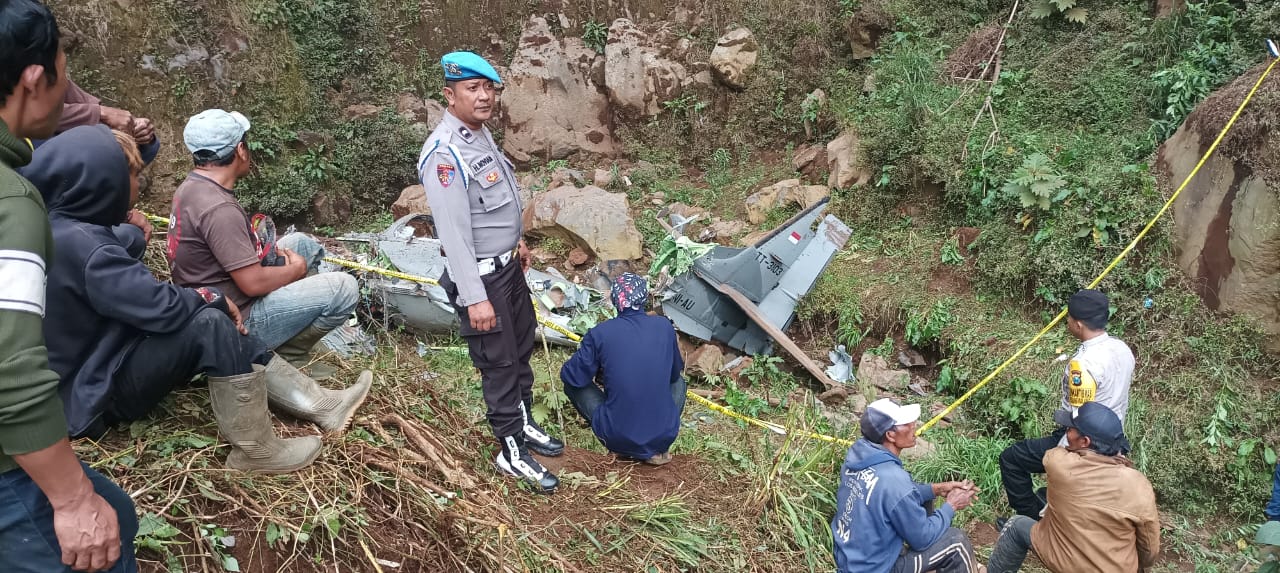 Berikut Kesaksian Warga sebelum Dua Pesawat TNI AU Jatuh di Lereng Gunung Bromo 