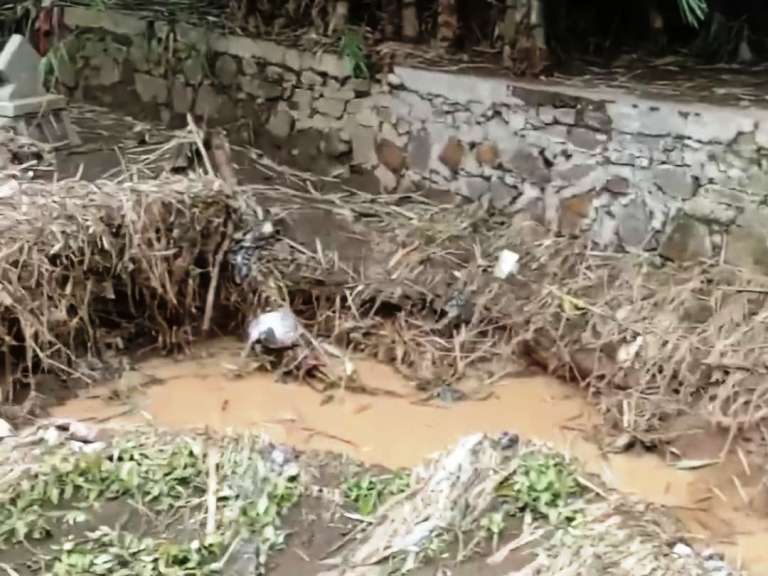 Kerangka Manusia di Nguling Kabupaten Pasuruan Menyembul ke Permukaan