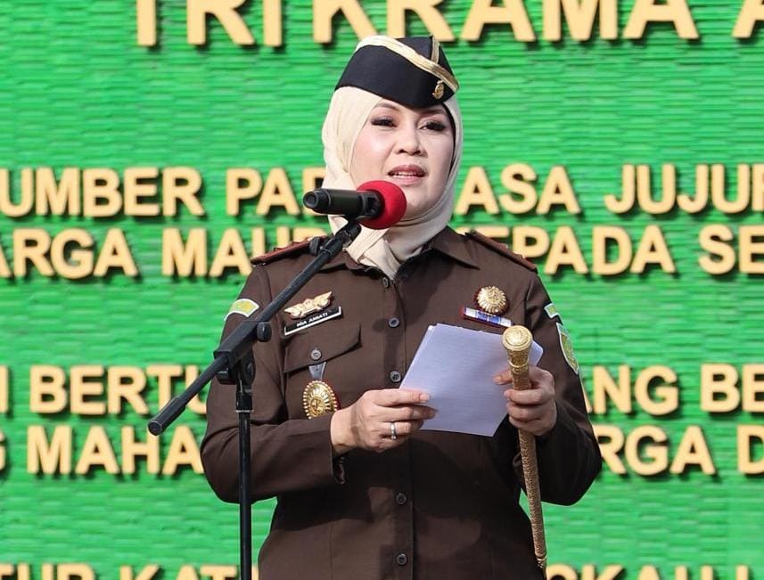 Pimpin Apel Pagi, Kajati Jatim Ingatkan Jajaran Tingkatkan Profesionalisme