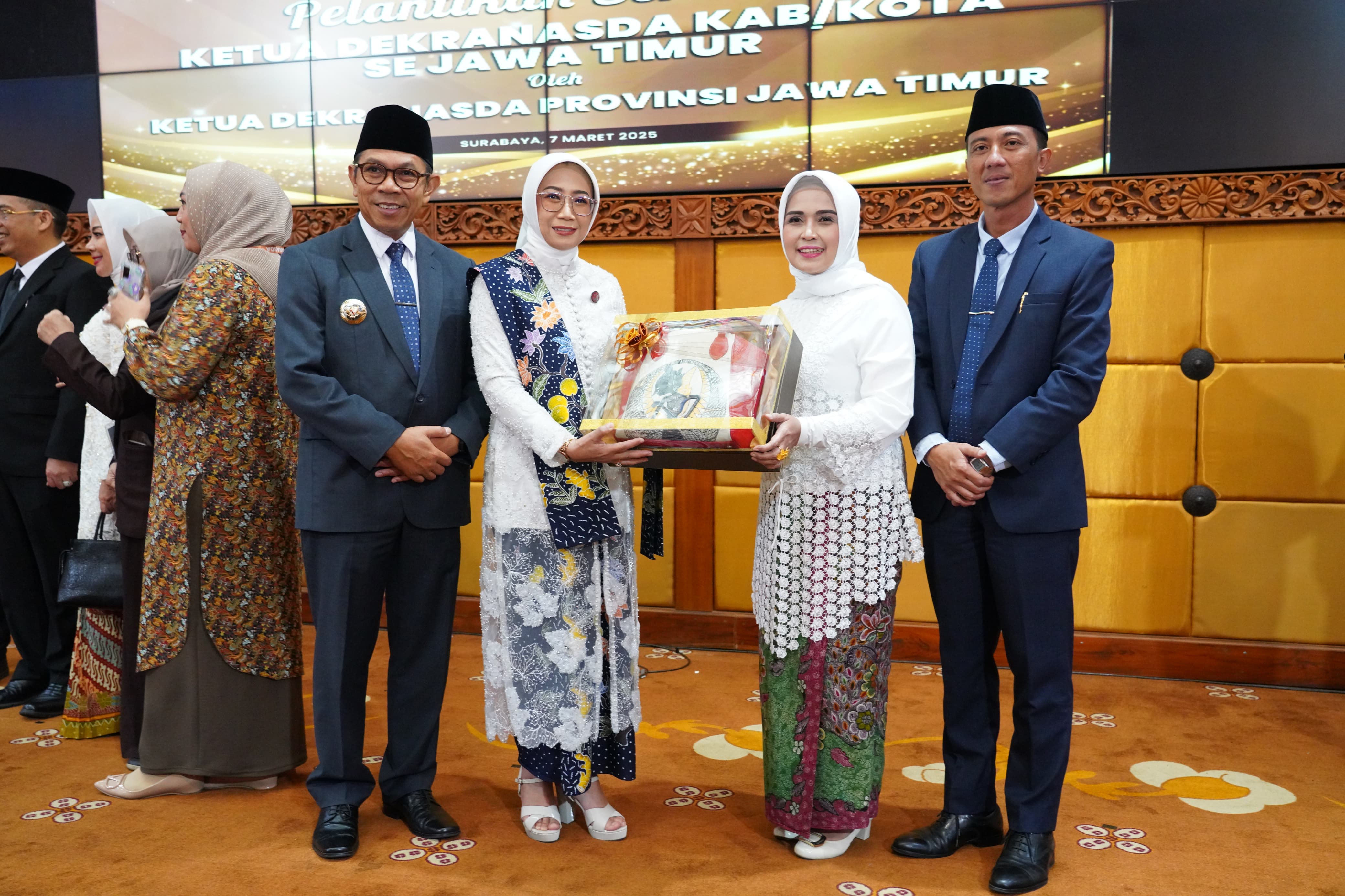 Siti Faujiyah Nurochman Resmi Dilantik Sebagai Ketua Dekranasda Kota Batu Periode 2025-2030