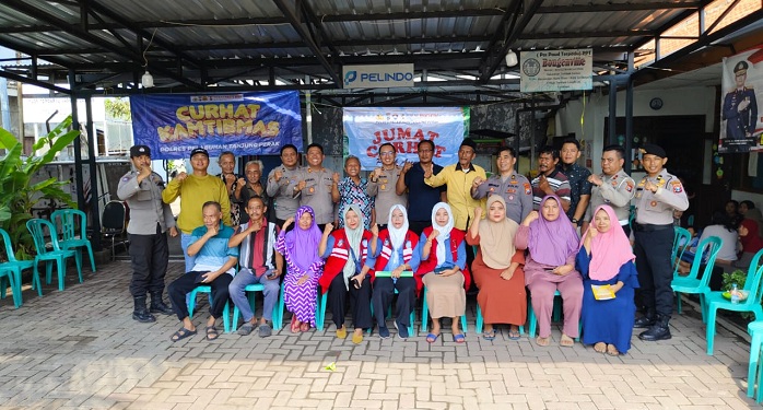 Polres Pelabuhan Tanjung Perak Dekat dengan Warga Tambak Sarioso dalam Program Jumat Curhat