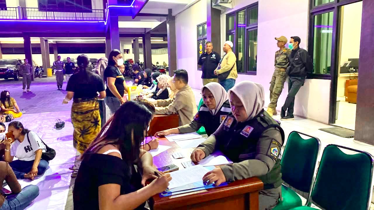 Hasil Tes Kesehatan Usai Razia Kafe Remang-remang di Gresik, Dua Orang Positif Narkoba dan HIV