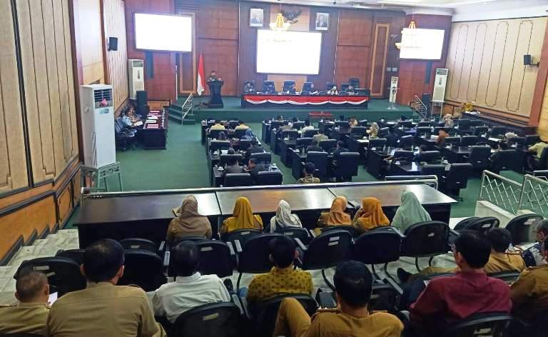 Seluruh Fraksi Beri Catatan Pembahasan RPJMD 2025-2030