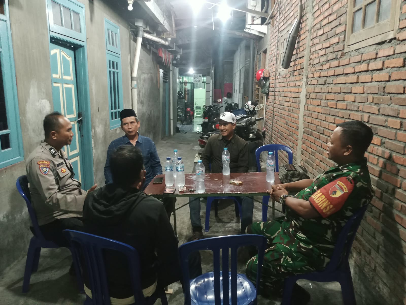 Gelar Problem Solving, Polsek Wiyung dan Tiga Pilar Sukses Damaikan Perselisihan Warga di Surabaya