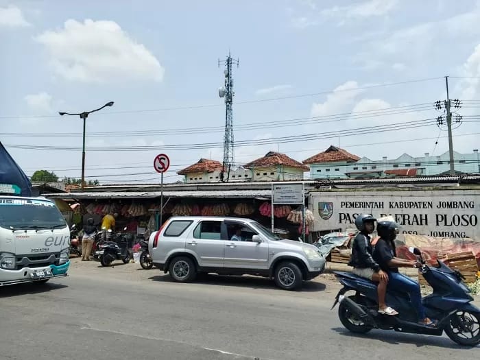 Pedagang Pasar Ploso Ogah Direlokasi, Nilai Lapak Sementara Tak Memenuhi Syarat