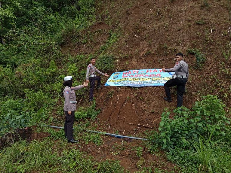 Rawan Longsor, Jalur Jugo Jadi Perhatian Satlantas Polres Kediri Kota