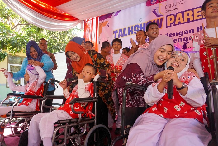 Bunda PAUD Kota Pasuruan Terharu dan Kagum dengan Semangat Anak-anak Istimewa SLBN 2