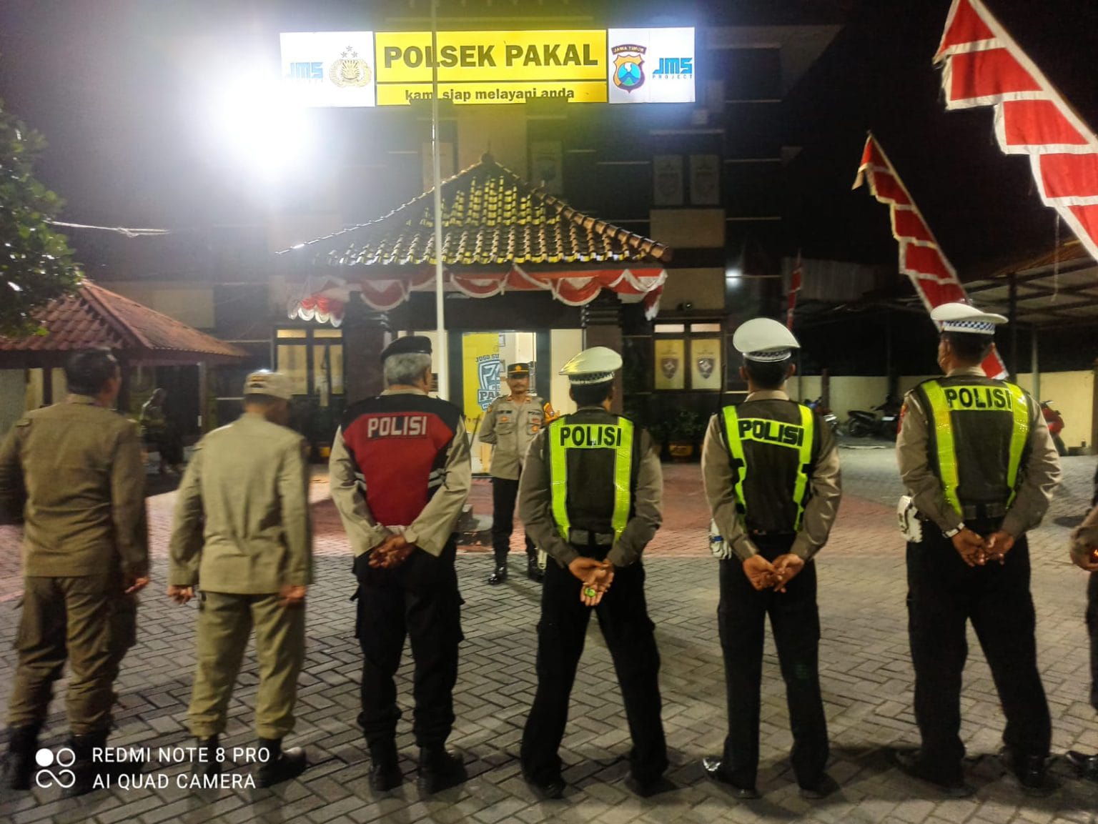 Polsek Pakal Bersama Tiga Pilar Perkuat Patroli Gabungan, Pastikan Keamanan