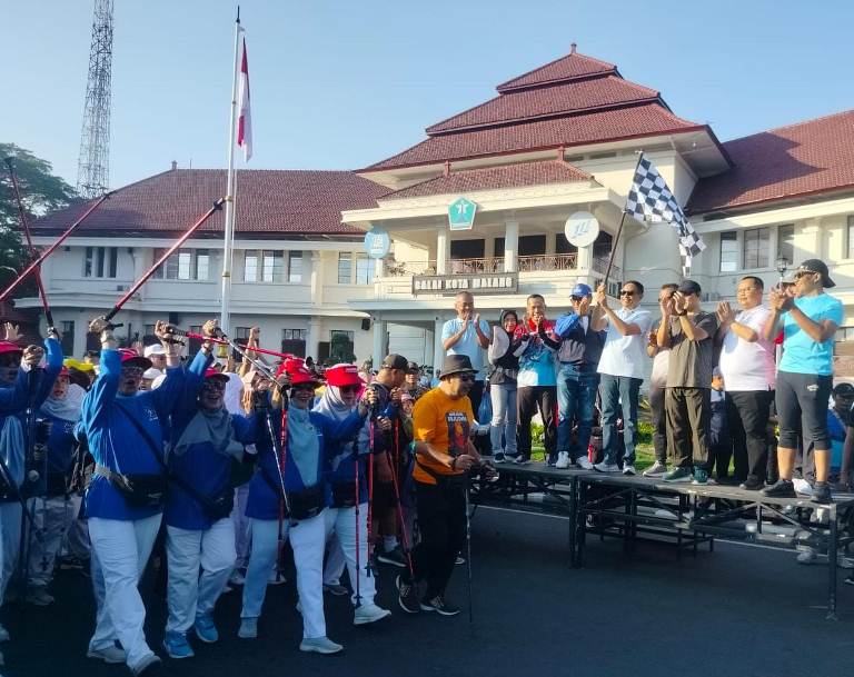 Kota Malang Menuju Ngalam Tahes, Wali Kota Wahyu Apresiasi Heritage Fun Walk