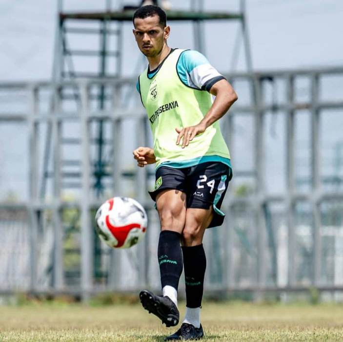 Lawan Semen Padang, Eduardo Incar Kemenangan