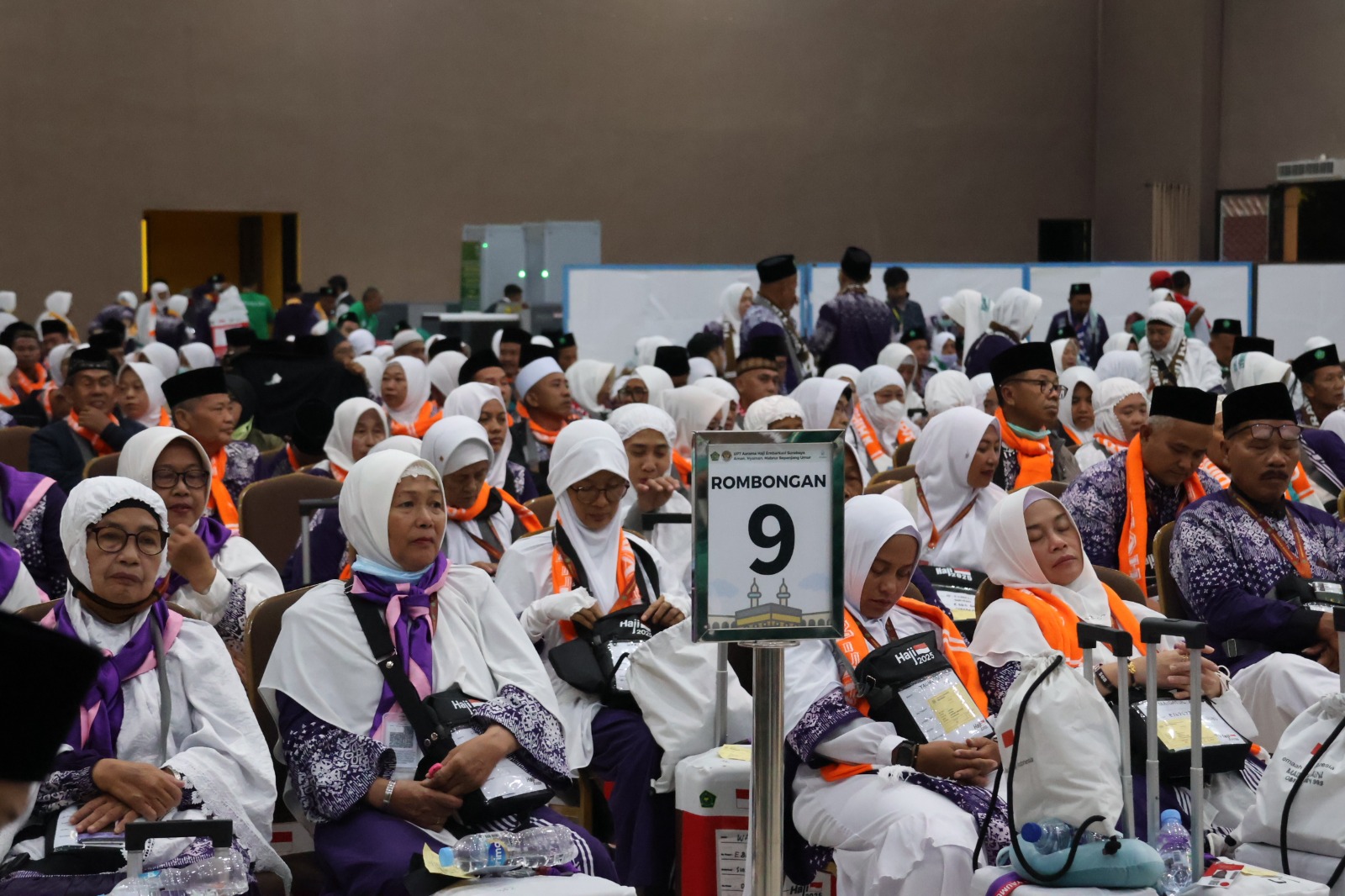 Imigrasi Surabaya Kawal Keberangkatan 36.814 Calon Jemaah Haji Selama Mei 2025