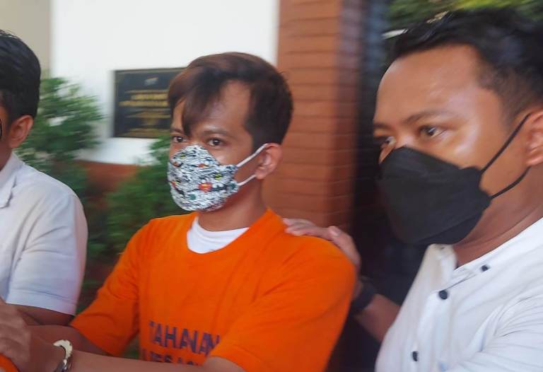 Terbakar Api Cemburu, Suami di Pandaan Habisi Nyawa Istri