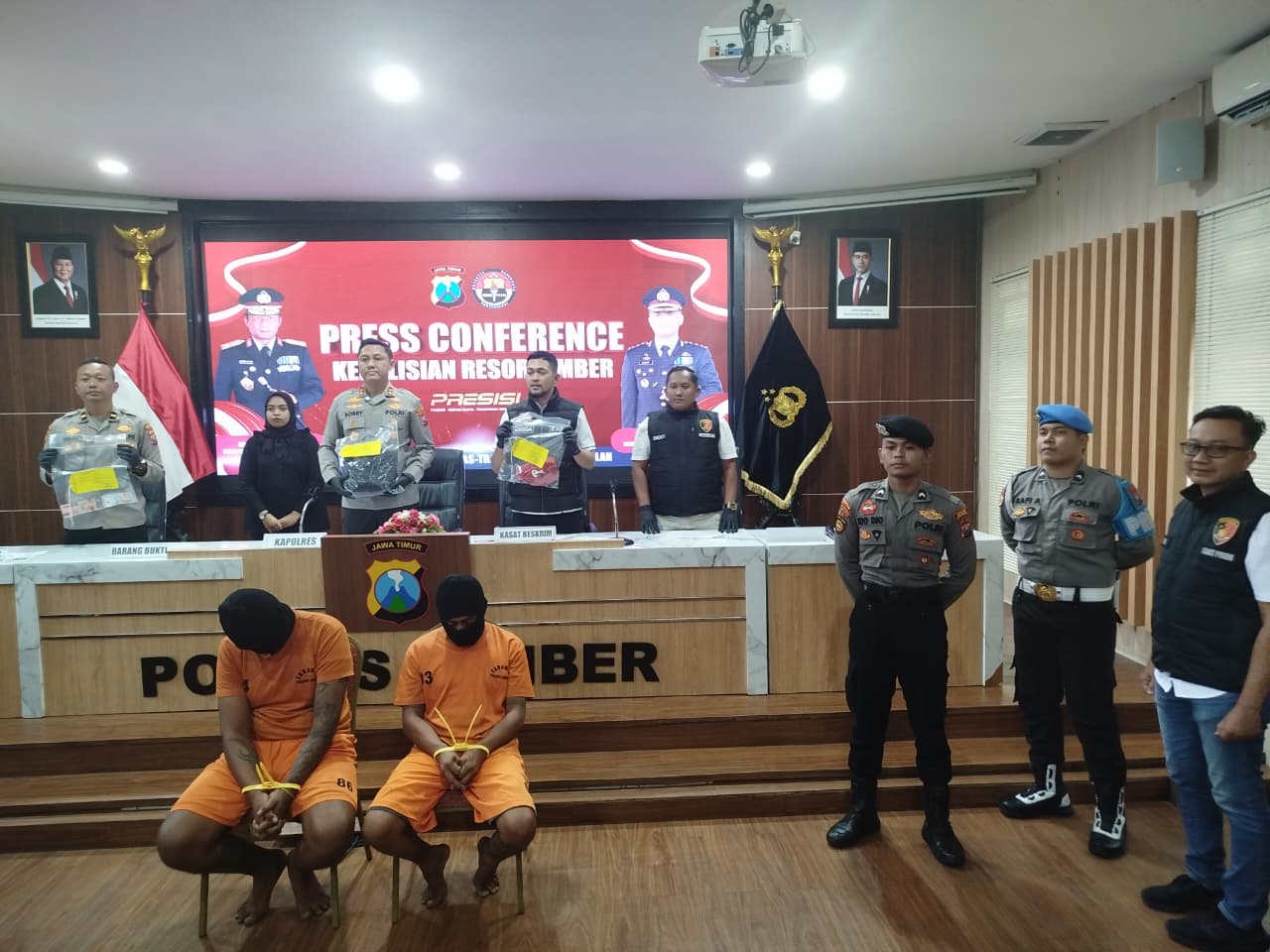 Polisi Bekuk Dua Pelaku Perampasan Motor di Gumukmas, Modus Ajak Korban ke Jalan Sepi