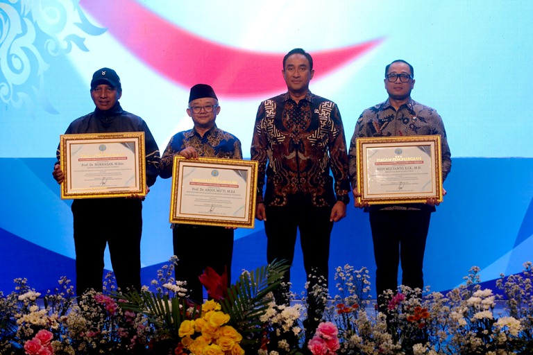 Bentengi Generasi Bangsa, BNN RI dan Kemendikdasmen Luncurkan IKAN di Unesa