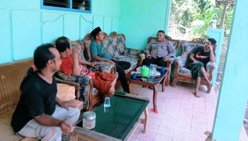 Jelang Pilkada Serentak, Polsek Tragah Patroli Dialogis di Desa Soket Dajah