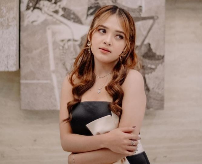 Perjalanan Karier Putri Kristya, Penyanyi Dangdut Muda Asal Karanganyar yang Curi Perhatian