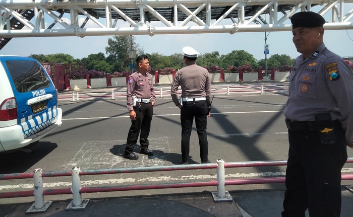 Jaga Kamtibmas, Polsek Kenjeran Patroli Kawasan Jembatan Suroboyo