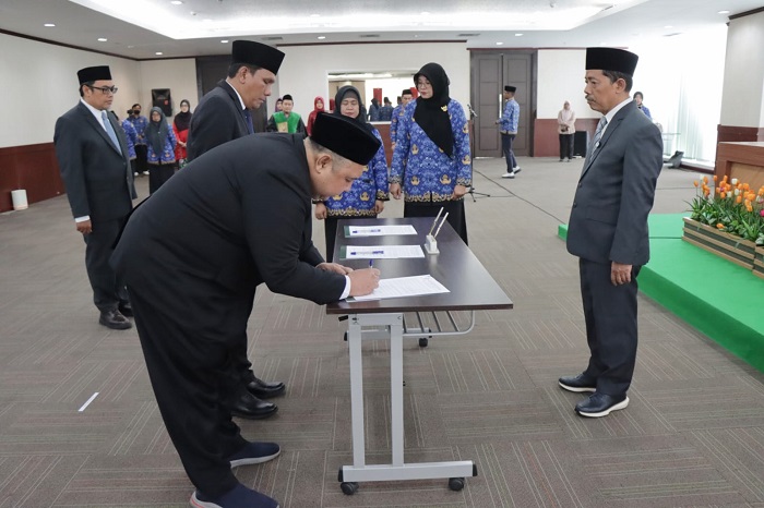 UINSA Lantik Tiga Wakil Rektor, Bidik Top 3 PTKIN dan Reputasi Global