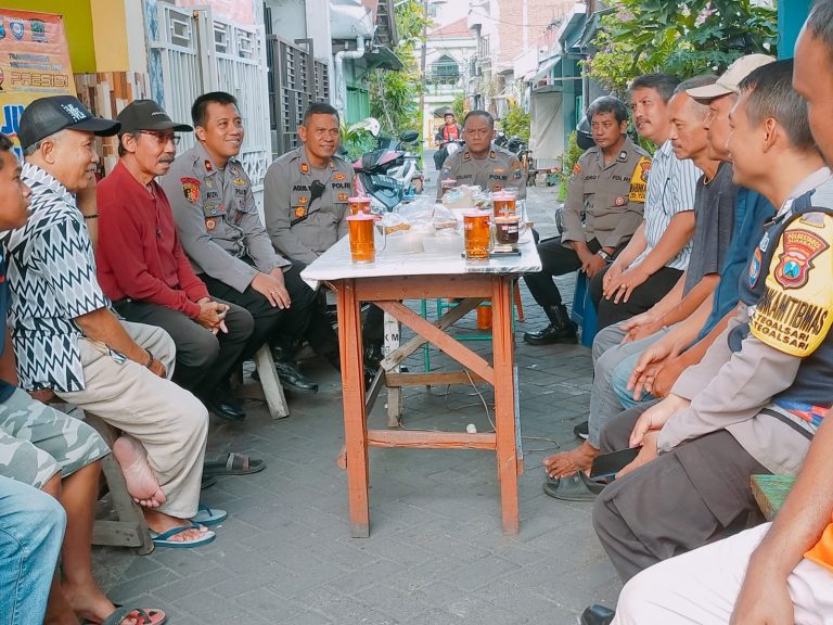 Kapolsek Tegalsari Mendengarkan Keluh Kesah Warga Kedondong Kidul 