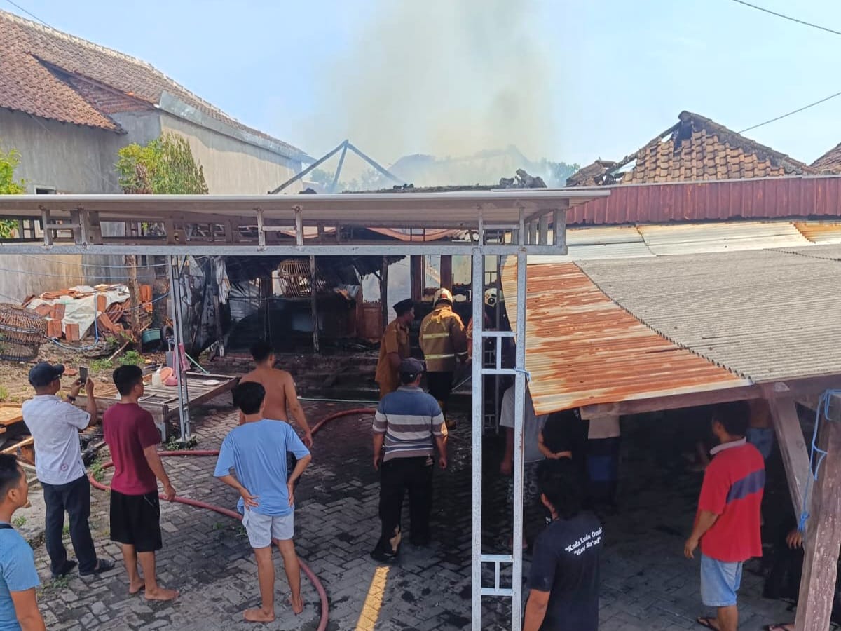 Rumah Warga Rembang Pasuruan Hangus Terbakar