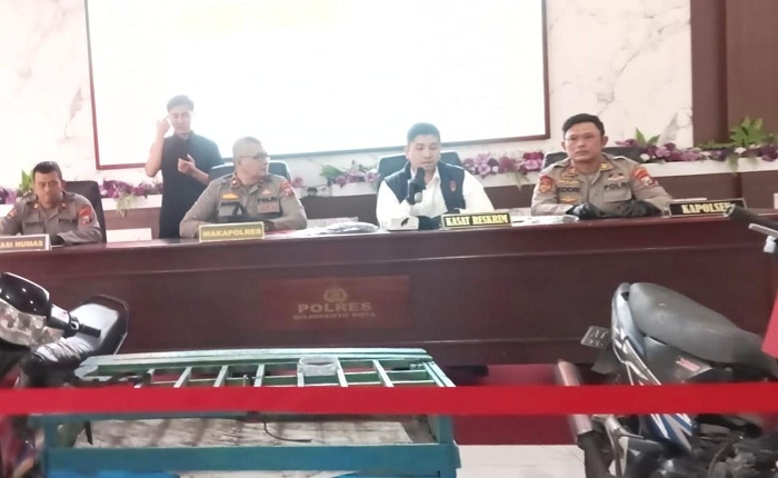 Curi Emas Saat Pemilik Liburan, Warga Mojokerto Diringkus Polisi