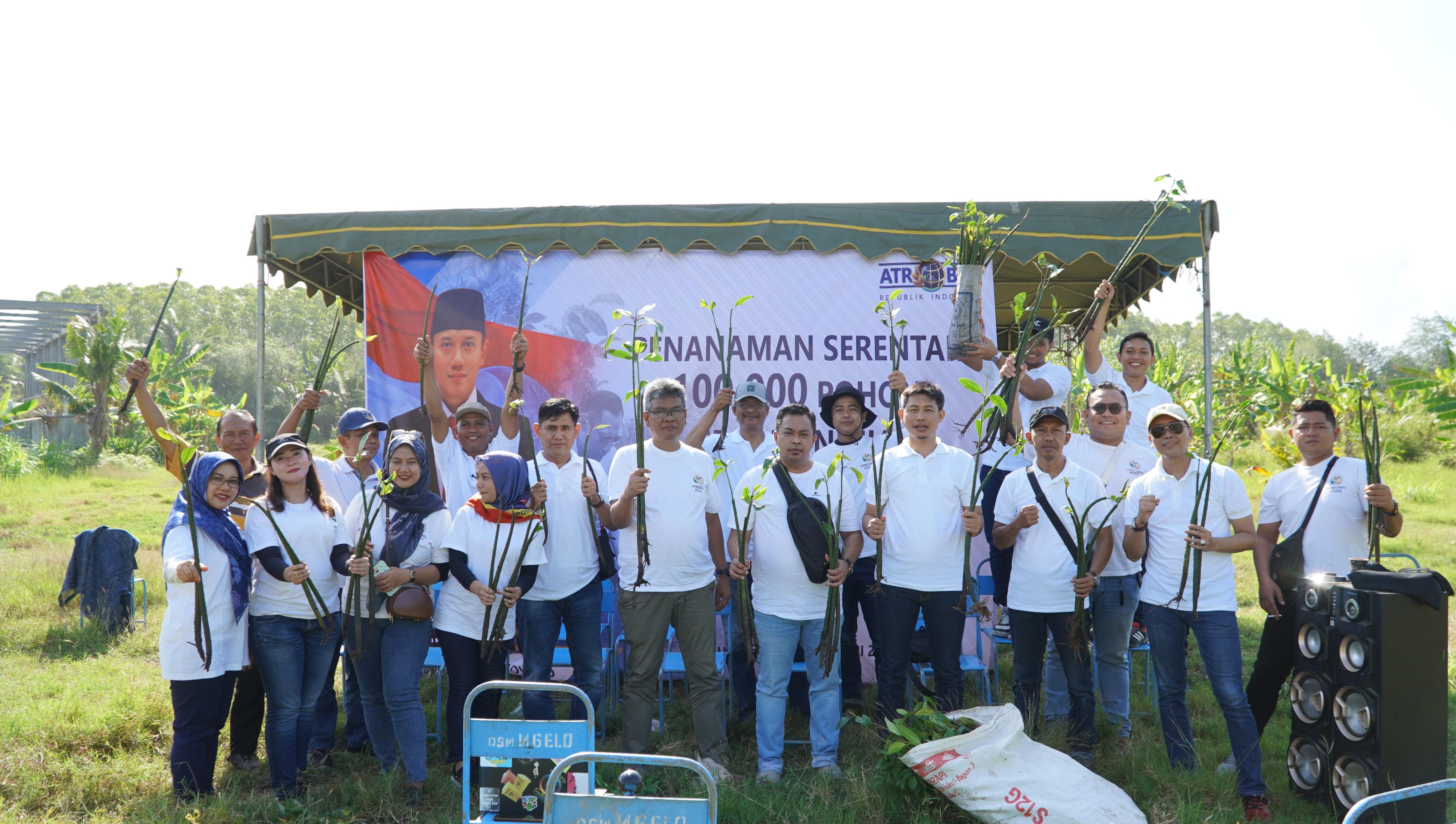 Kantah ATR/BPN Tulungagung Ikuti Penanaman 100 Ribu Pohon Serentak se-Indonesia